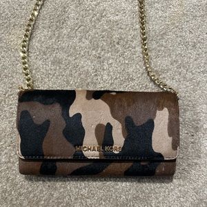 Michael Kors fur camouflage crossbody wallet with chain strap